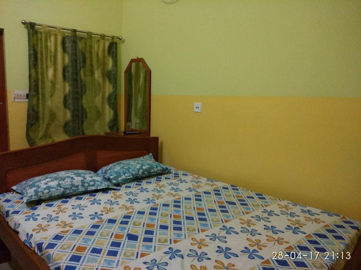 India Tours Only Kavita Guest House Bolpur Kültér fotó